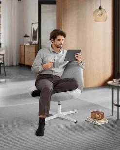 Arbeitshocker|Chefsessel<SONGMICS Bürostuhl mit breiter Sitzfläche und Kreuzfuß taubengrau